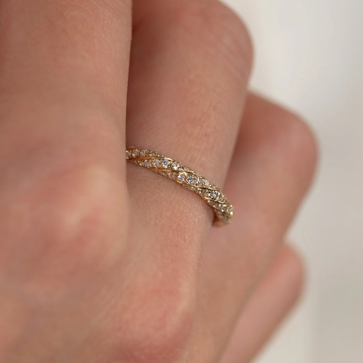 Sisi Copenhagen Twisted Alliance 0,4 ct ring guld 14 kt