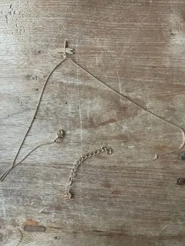 TIMI OF SWEDEN Dragonfly halskæde 42 cm guldsmed