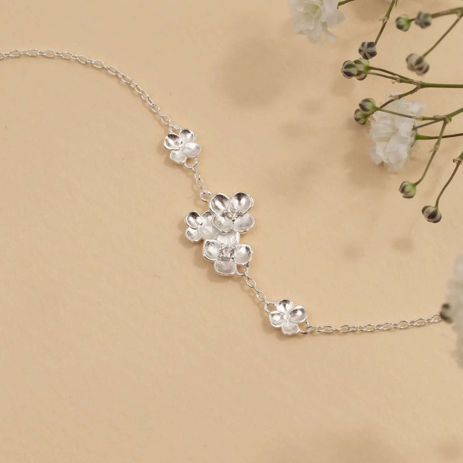 Sisi Copenhagen Flora Crystal armbånd forgyldt blomster