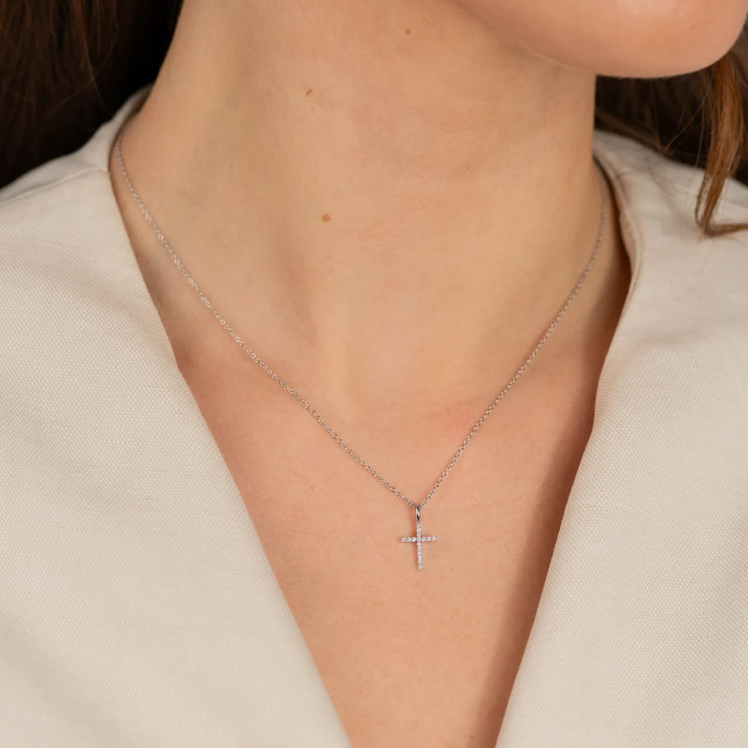 Sisi Copenhagen korsvedhæng hvidguld 14 kt 0,08 ct