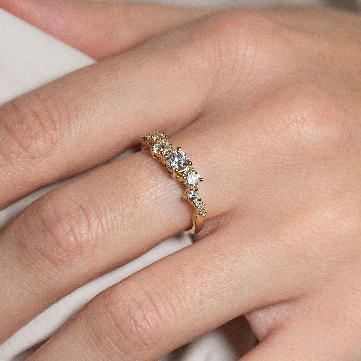 Sisi Copenhagen Organic Cluster 0.7ct diamantring guld 14 kt