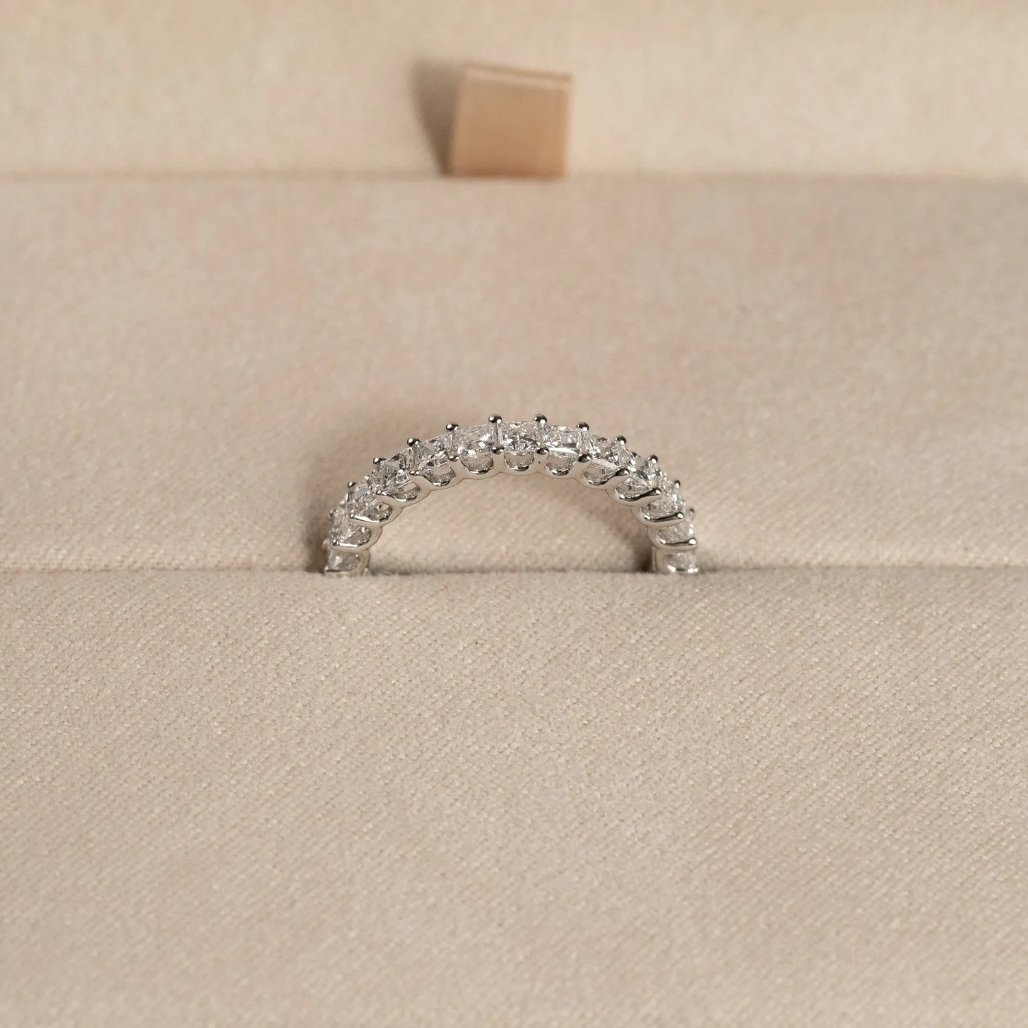 Sisi Copenhagen Princess Half-Alliance ring 1,0 ct hvidguld