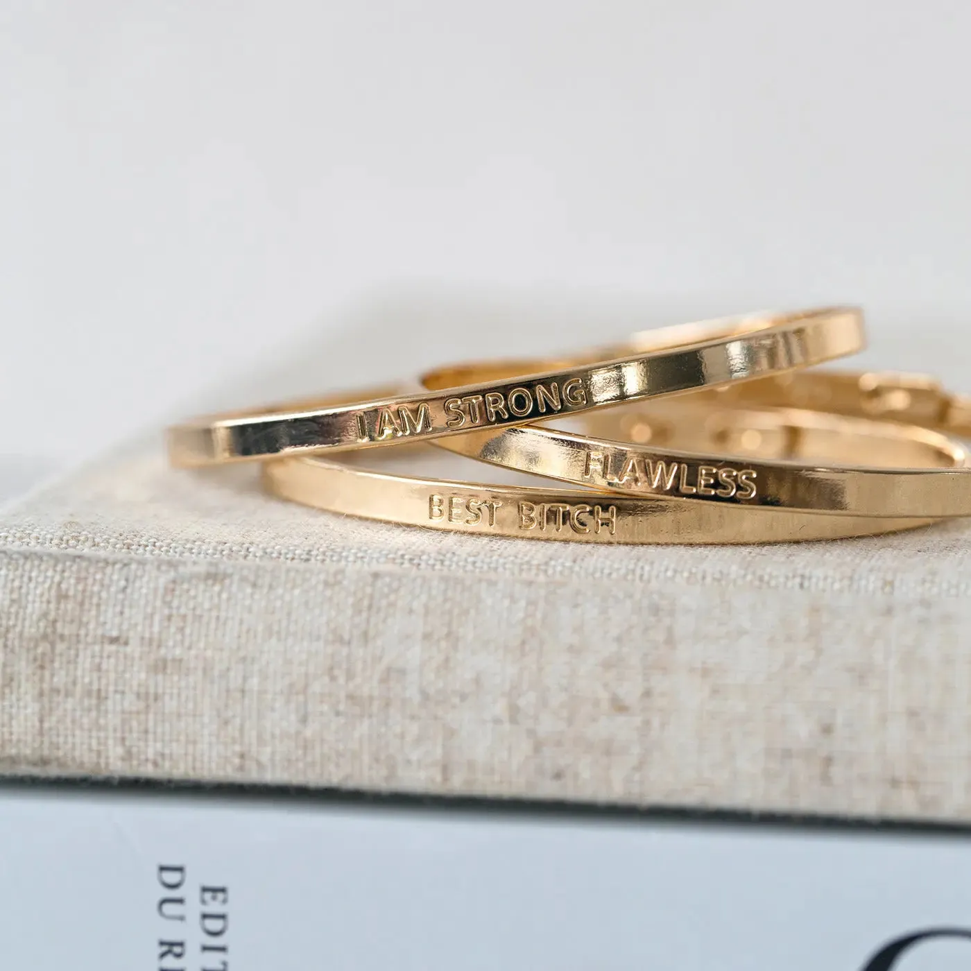 Timi of Sweden I Am Strong bangle armbånd guld forgyldt