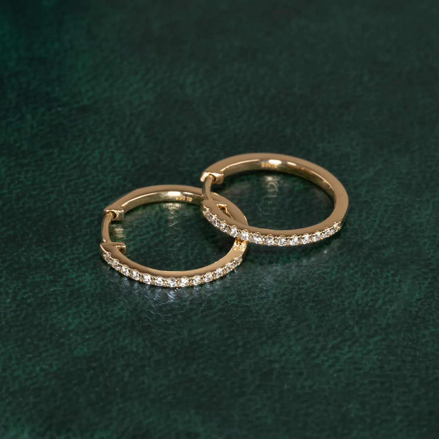 Sisi Copenhagen Classic 0,2ct lab-diamant creoler guld 14 kt