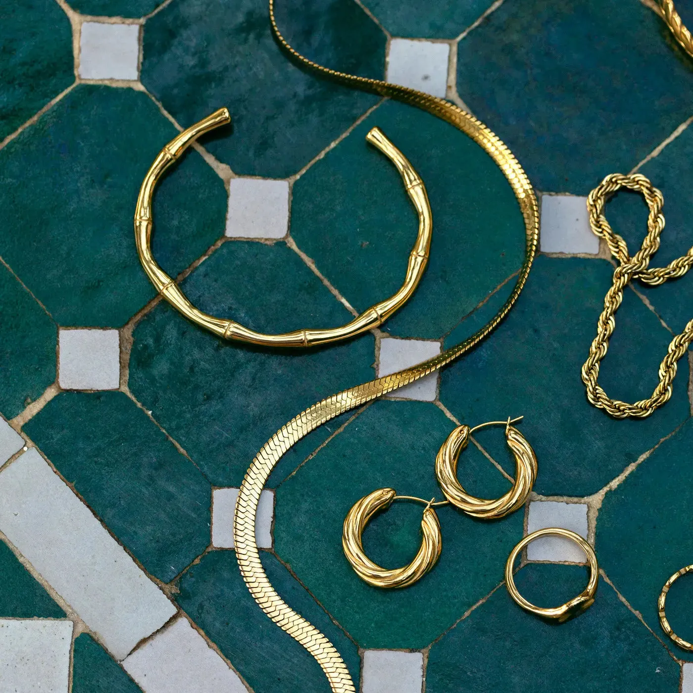 TIMI OF SWEDEN Bambus armring rustfrit stål vandtæt