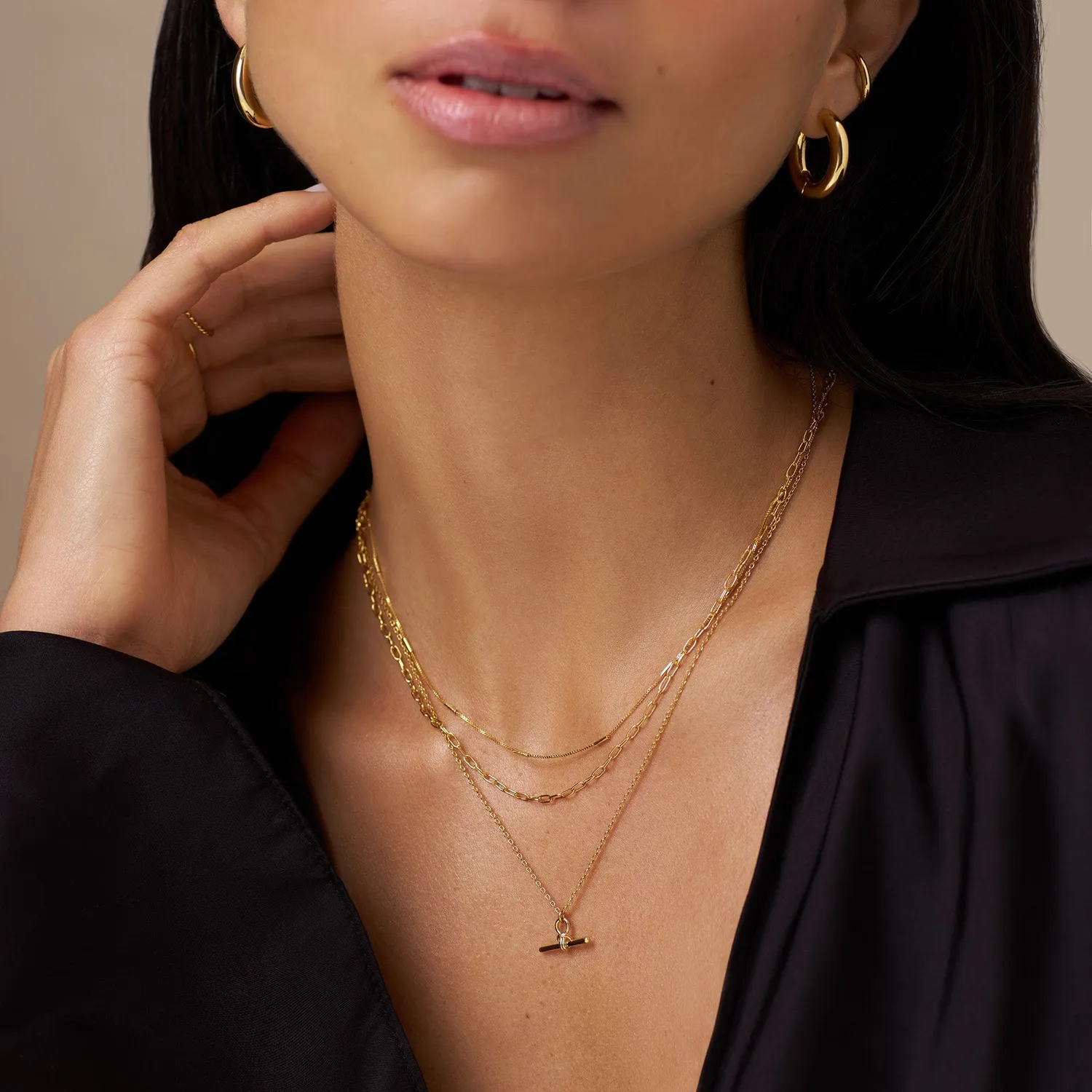 Orelia Dainty T-Bar 3-Row halskæde guld