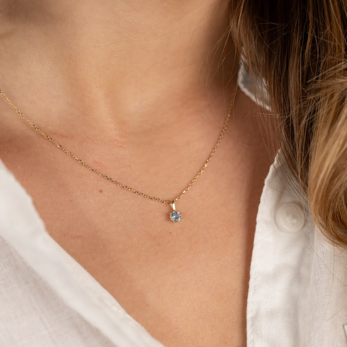 Sisi Copenhagen Soley Blue Topaz vedhæng 9kt guld 4mm