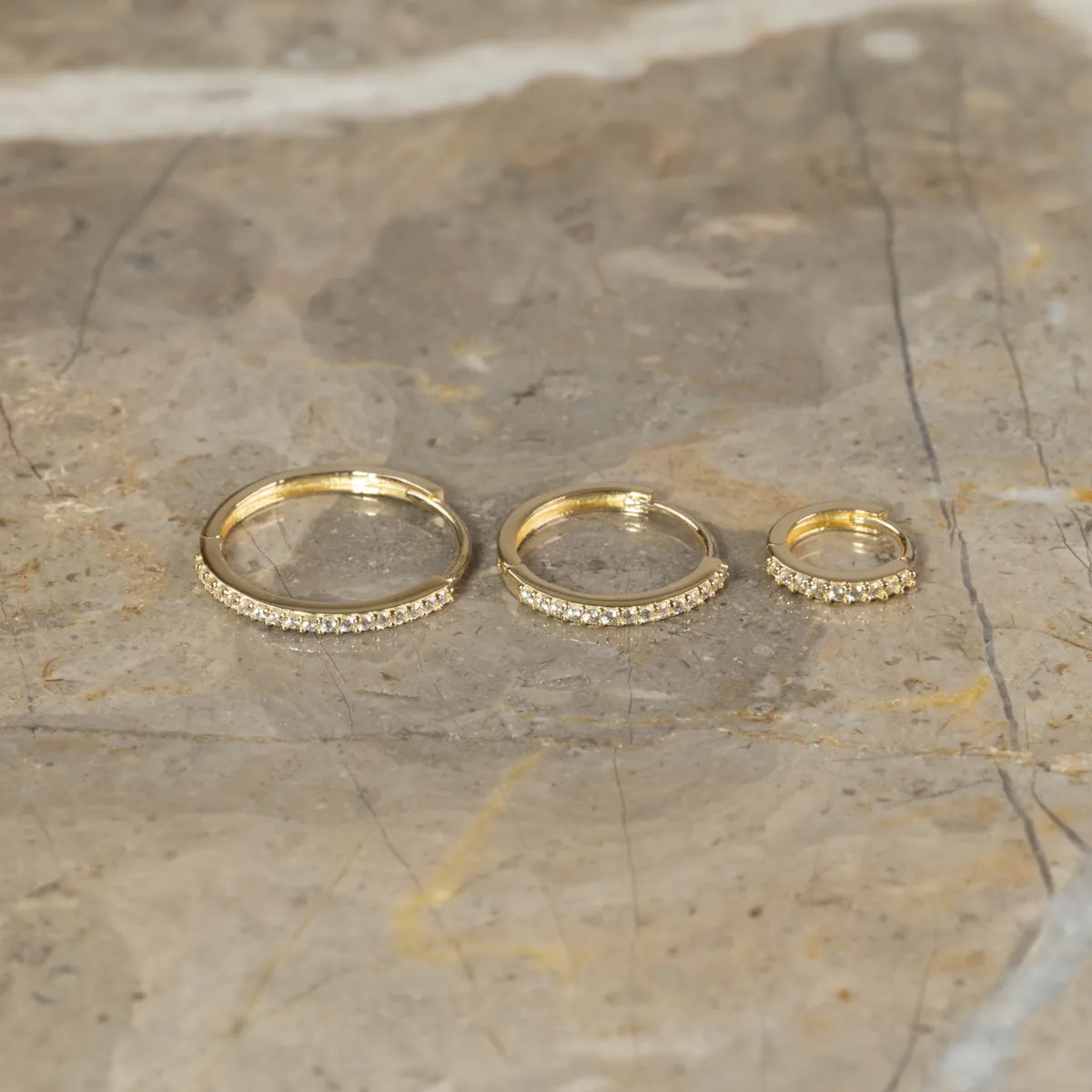 Sisi Copenhagen Alissa Crystal 10mm creoler 9 kt zirkonia