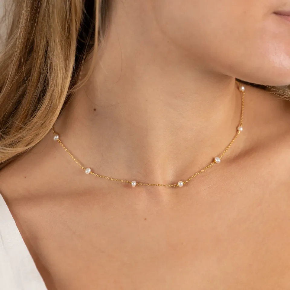 Sisi Copenhagen Erica Pearl Golden halskæde 40 cm perle