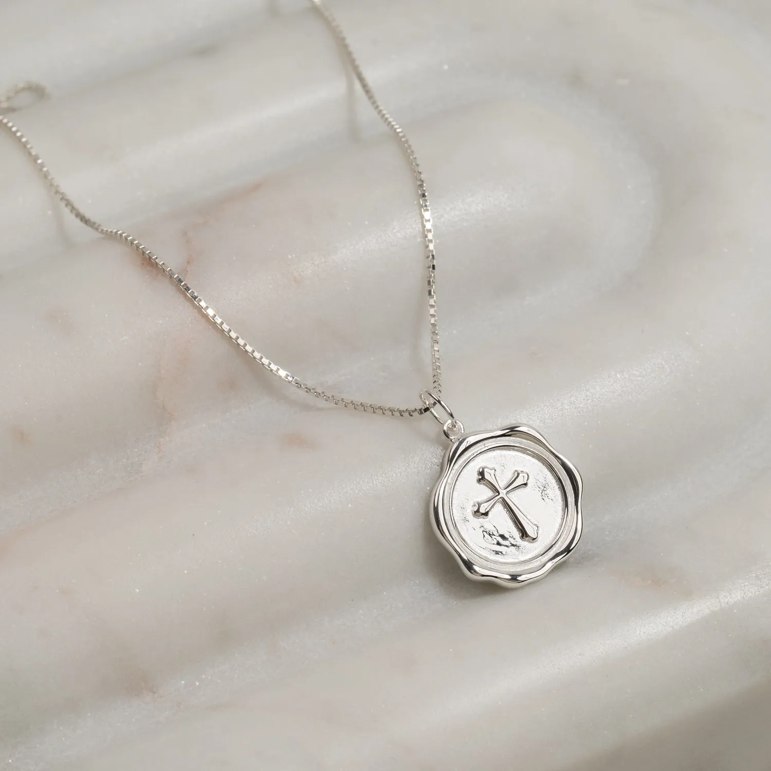 Sisi Copenhagen Elise Cross vedhæng sølv 16 mm kors