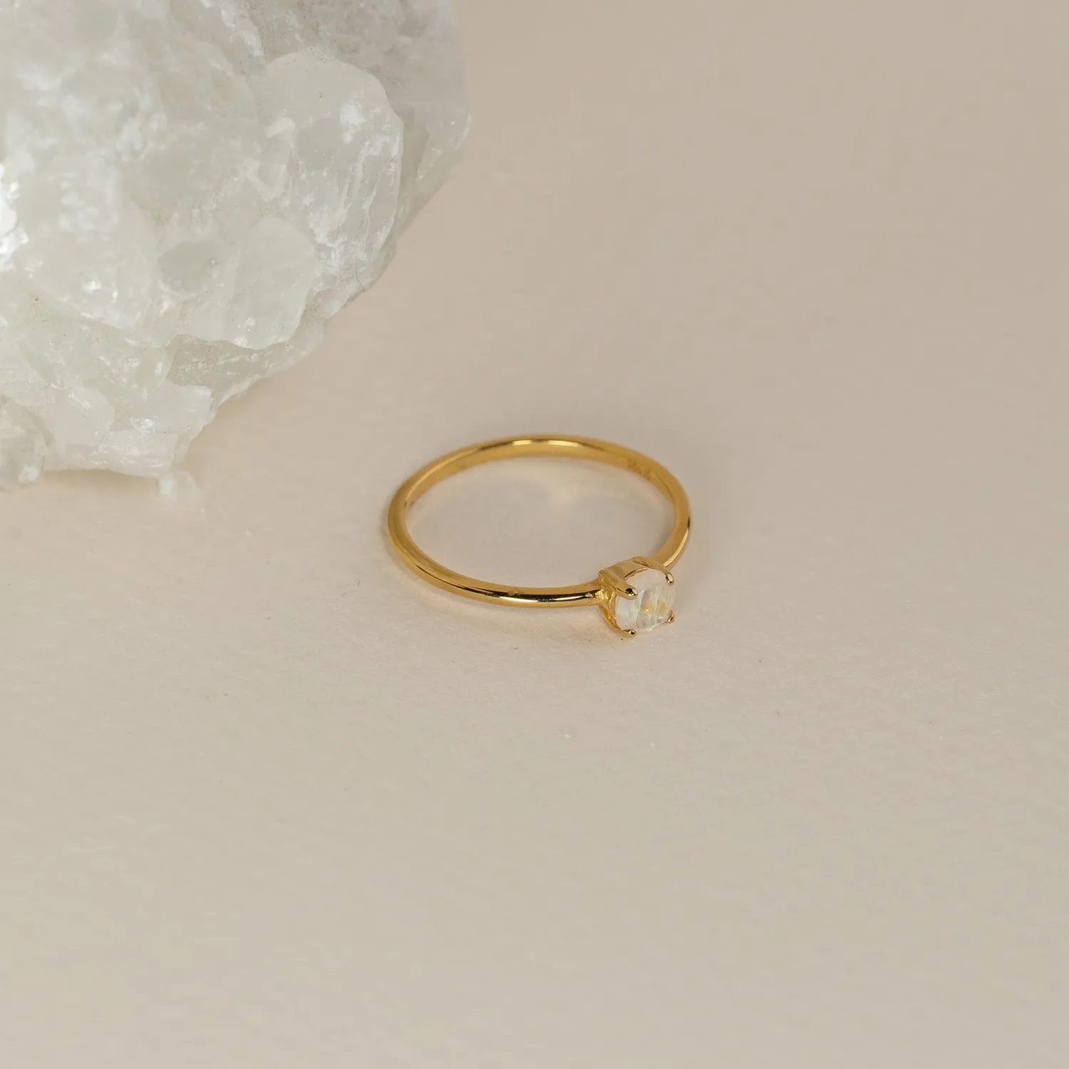 Sisi Copenhagen Gemma Moonstone ring forgyldt månesten