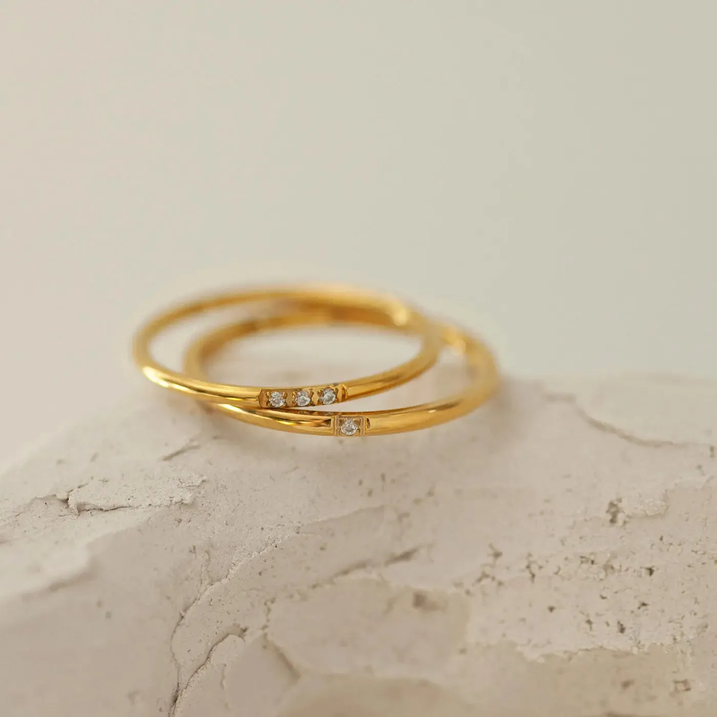 TIMI OF SWEDEN Evi Petite Crystal ring guld vandtæt