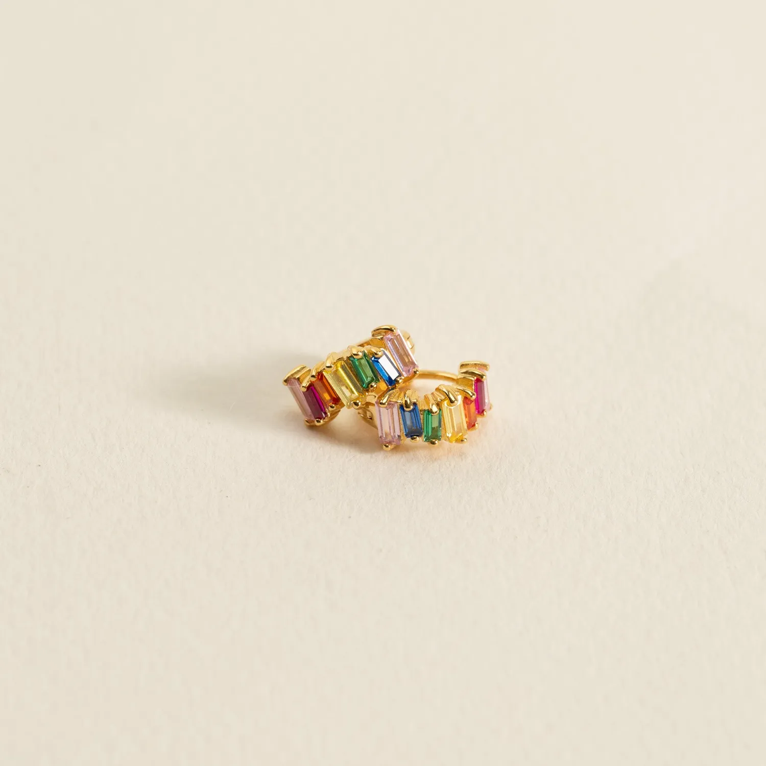 Sisi Copenhagen Vanessa Rainbow creoler forgyldt 10,5 mm