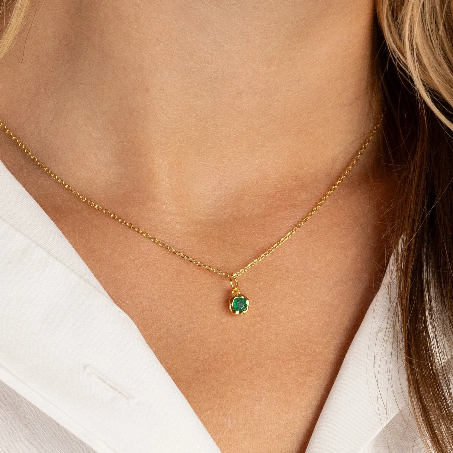 Sisi Copenhagen Selene Green Agate vedhæng forgyldt 4 mm