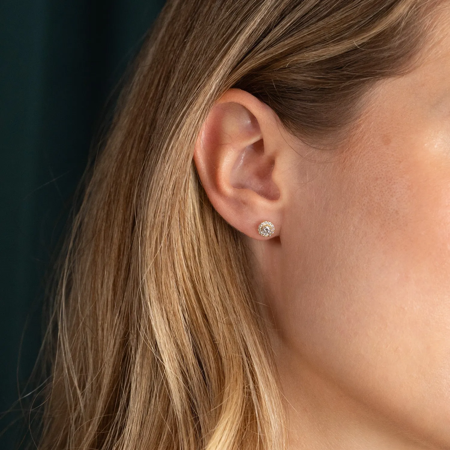 Sisi Copenhagen Halo 0,5 ct ørestikker guld lab-diamant