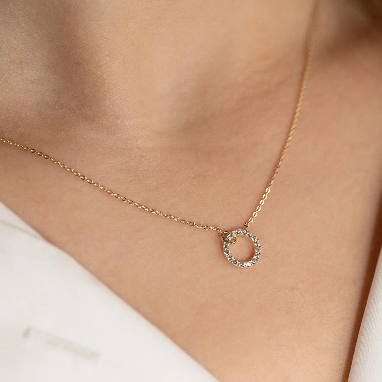Sisi Copenhagen Gloria halskæde guld 9 kt med zirkon