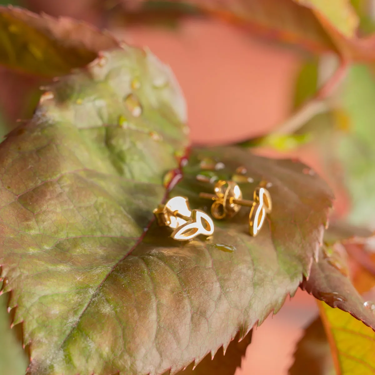 Sisi Copenhagen Bloom Golden ørestikker forgyldt