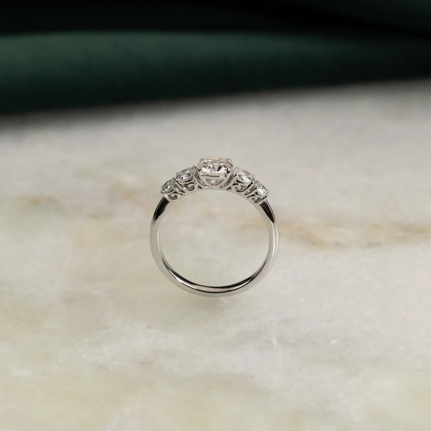Sisi Copenhagen Five-Stone Trellis ring 1,0 ct hvidguld