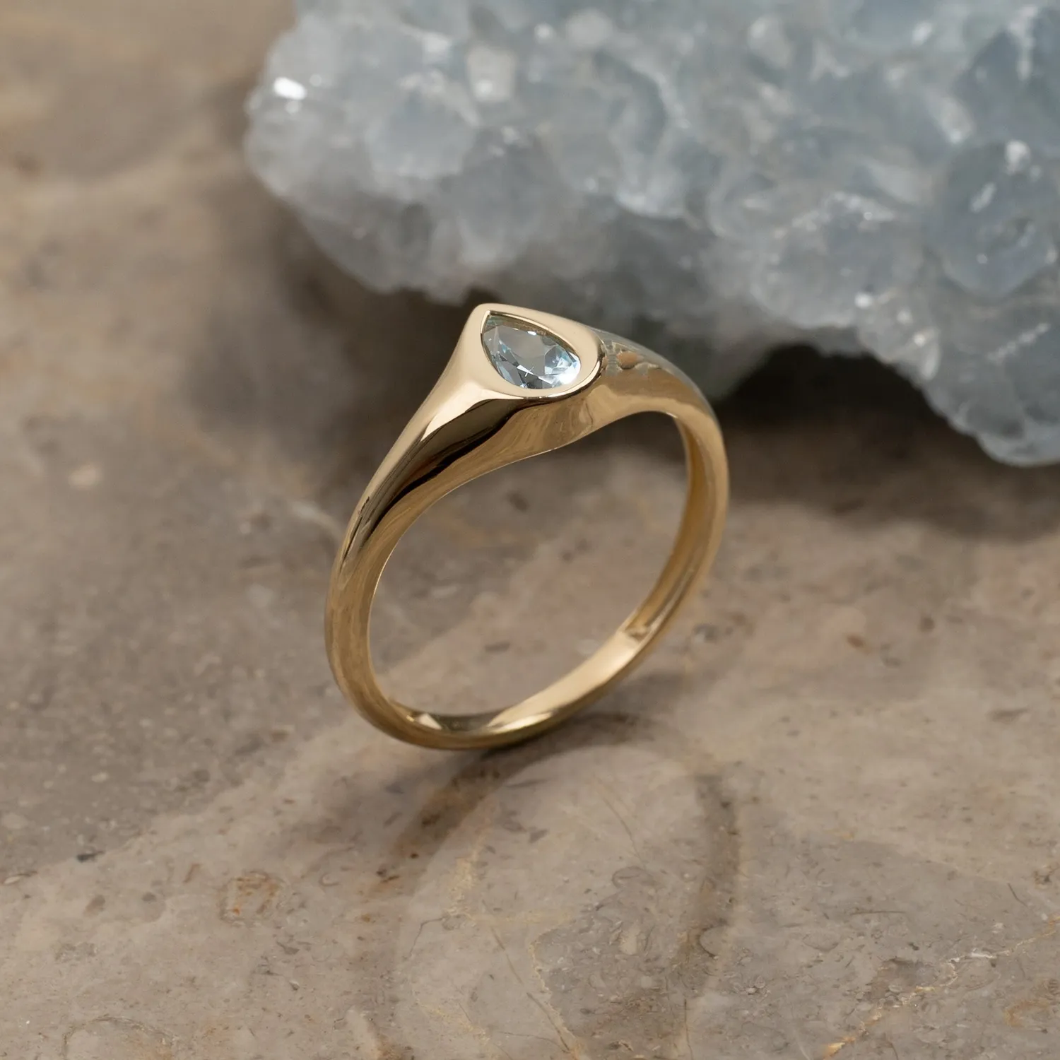 Sisi Copenhagen Luna Blue Topaz ring 9 kt guld
