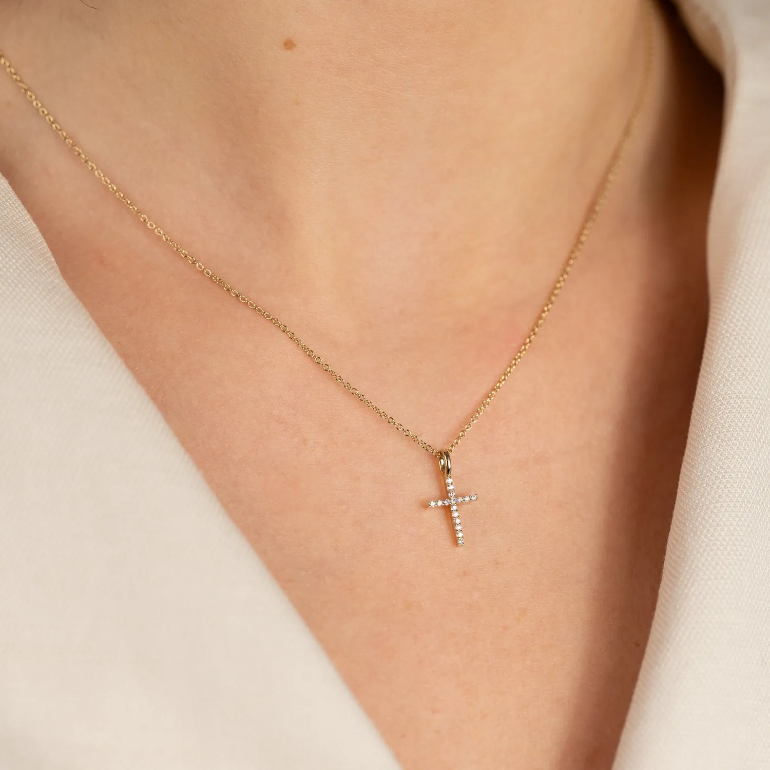 Sisi Copenhagen Cross 0,08 ct vedhæng guld 14 kt lab-diamant