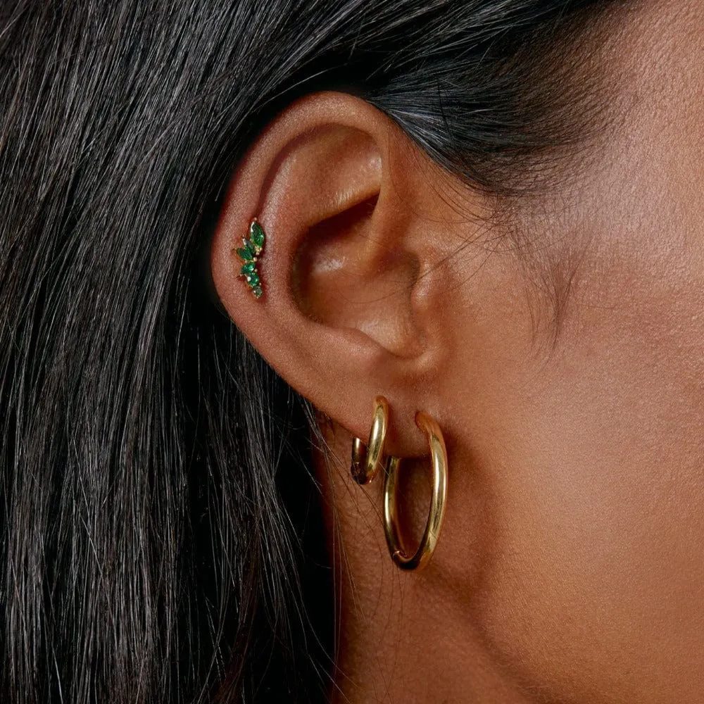 Orelia Curved Emerald Cluster barbell piercing guld