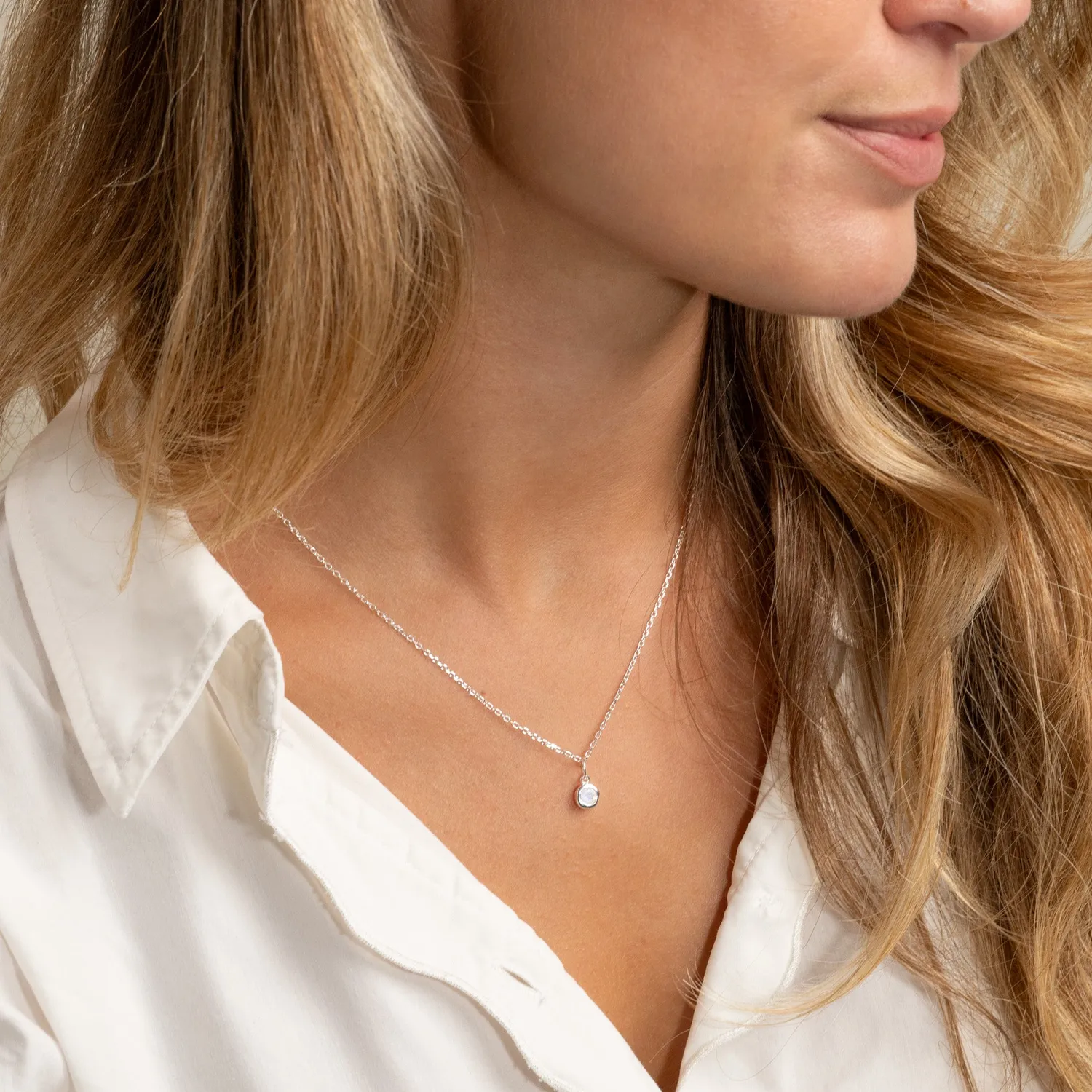 Sisi Copenhagen Selene Moonstone vedhæng 5 mm sølv
