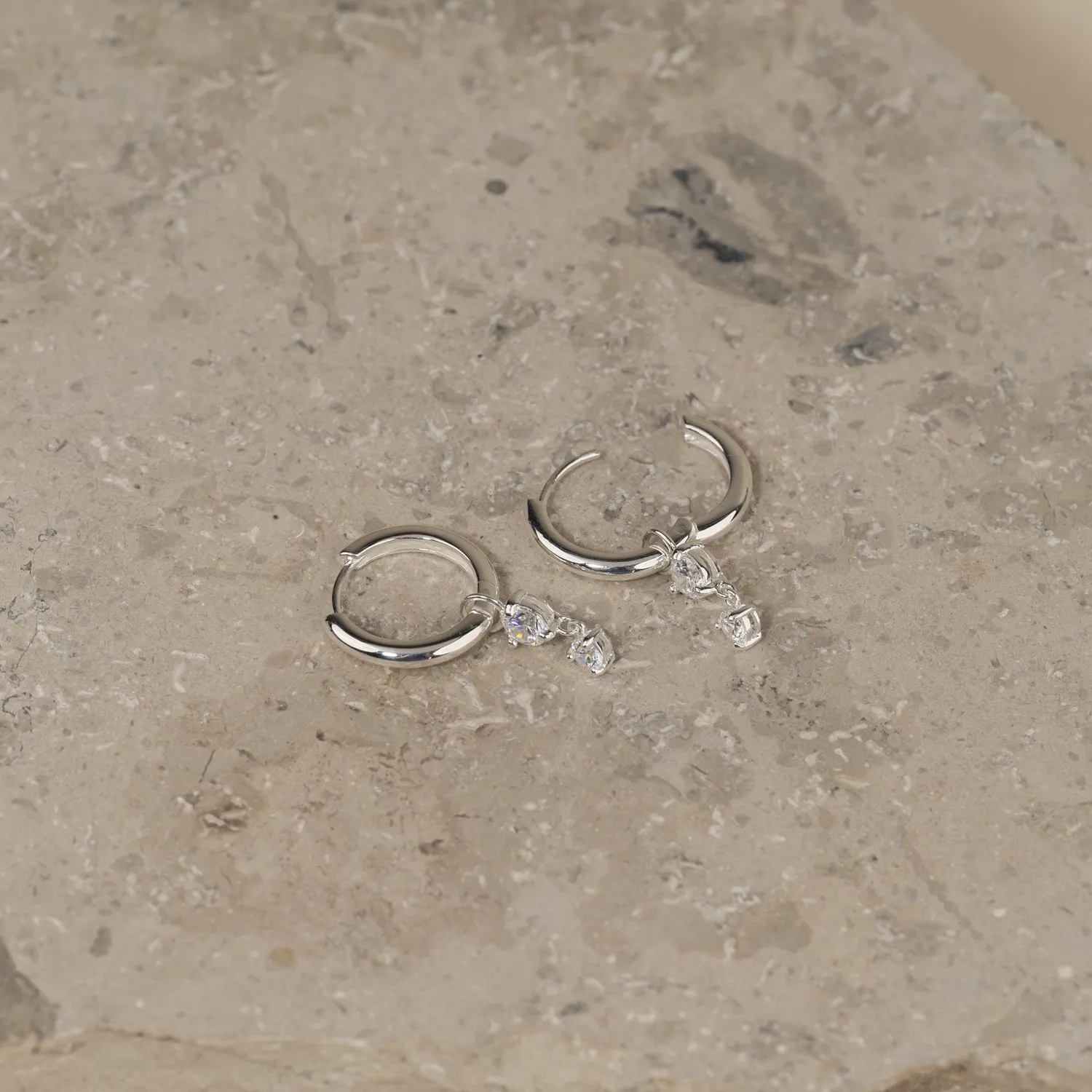 Sisi Copenhagen Elenor Crystal øreringe sølv zirkon 15 mm