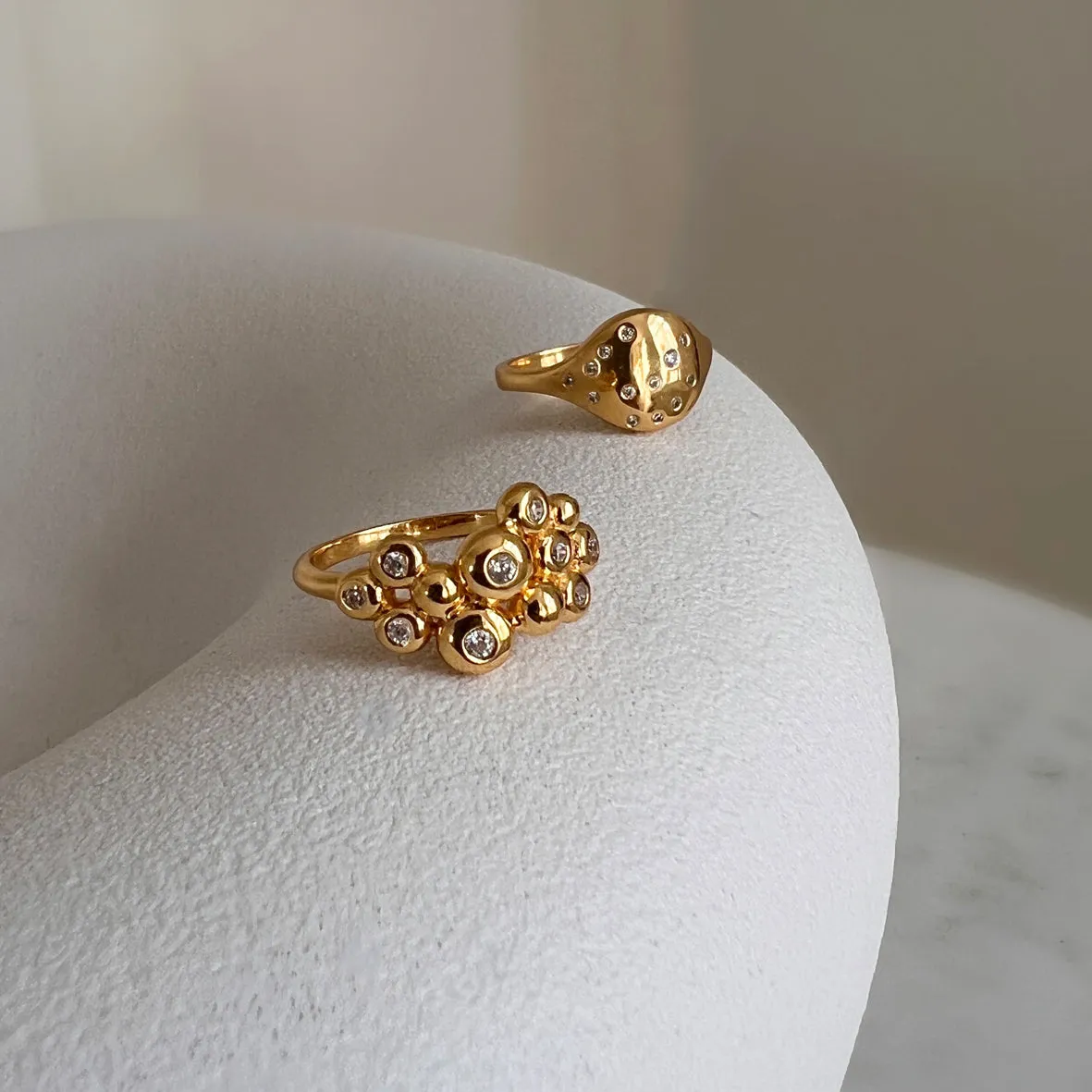 Bykjaergaard Timeless ring forgyldt sølv zirkonia 54