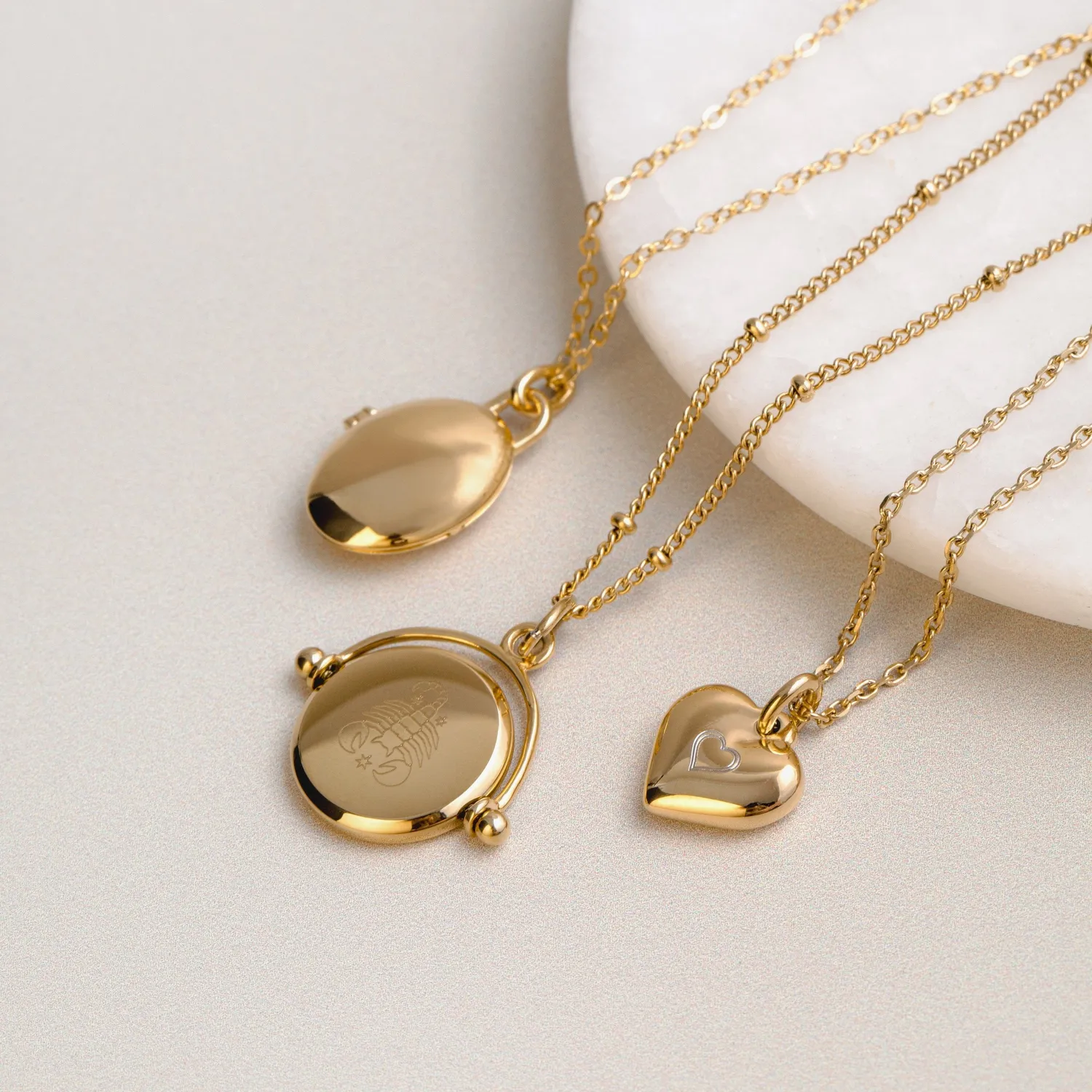 Orelia LUXE Faceted Disc Spinner halskæde guld