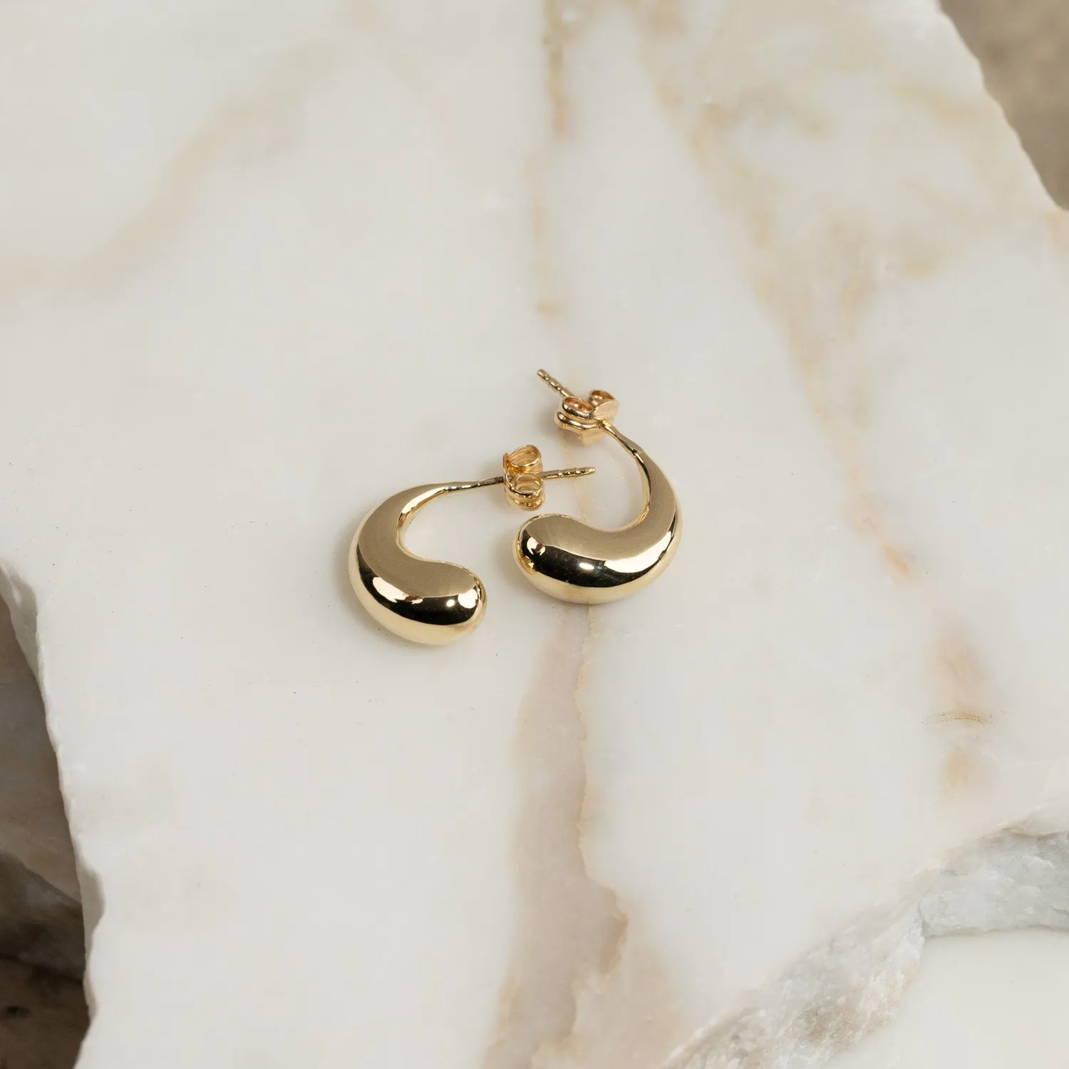 Sisi Copenhagen Berenice ørestikker 9 kt guld dråbe