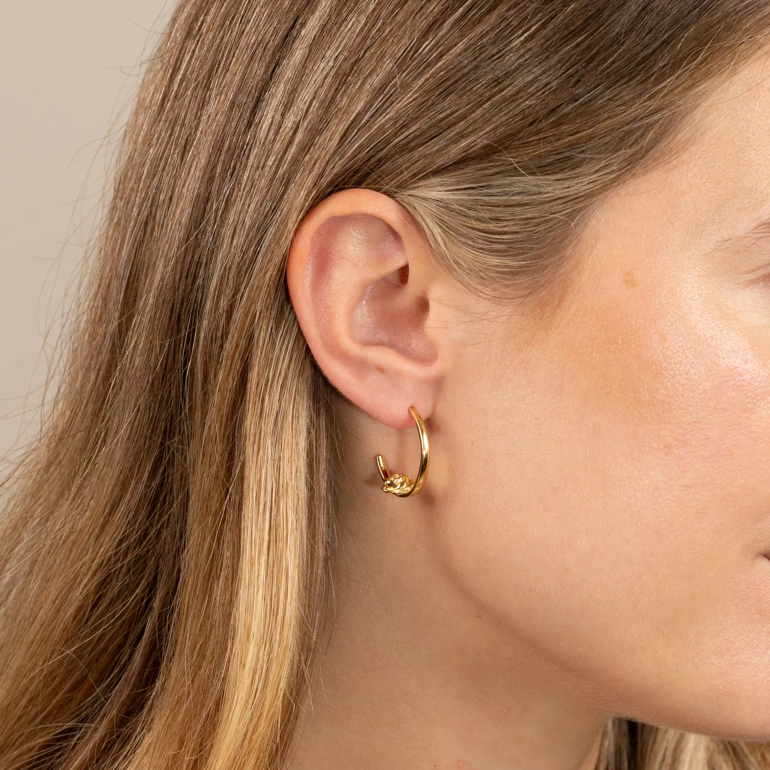 Sisi Copenhagen Rosie Golden creoler forgyldt 15 mm