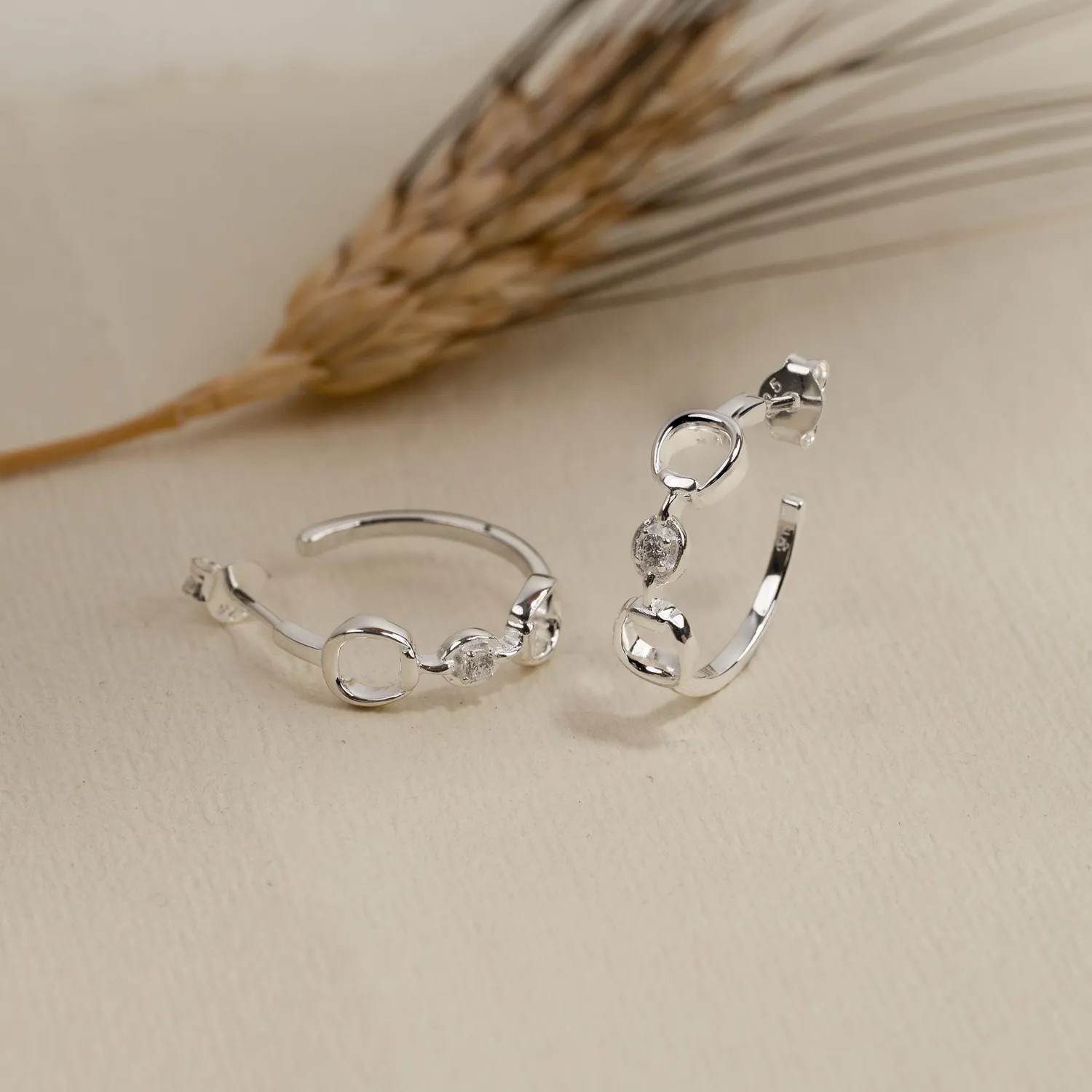 Sisi Copenhagen Sigge Crystal creoler forgyldt 20 mm