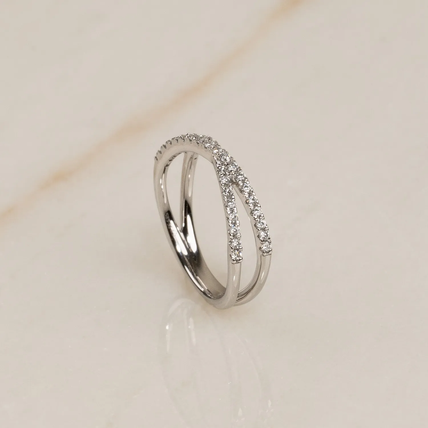 Sisi Copenhagen Cross Diamond Alliance ring 0,25 ct hvidguld str 52