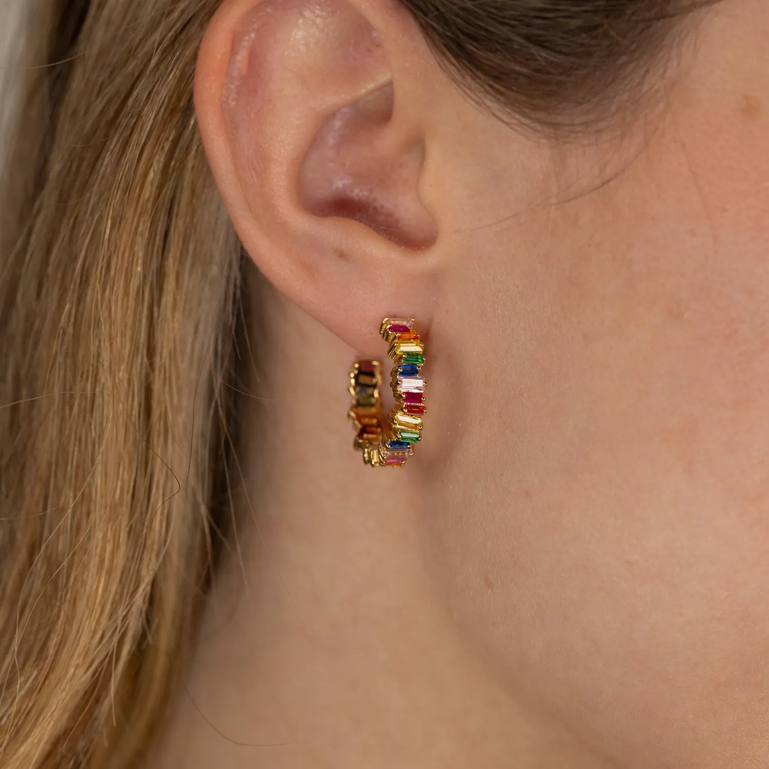 Sisi Copenhagen Veronica Rainbow Golden creoler 20 mm farver