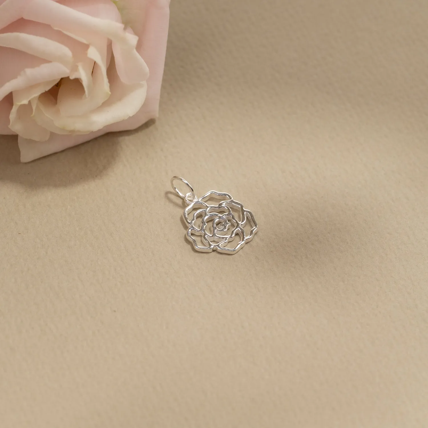 Sisi Copenhagen Rosa vedhæng sølv 925 rose 12 mm