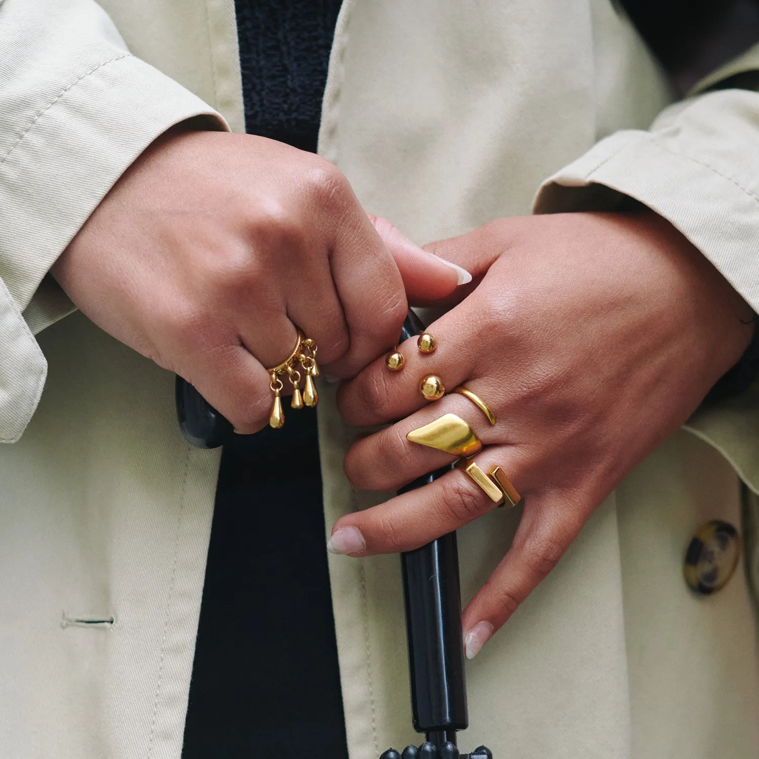 TIMI OF SWEDEN Ida Kuglering ring guld rustfrit stu00e5l