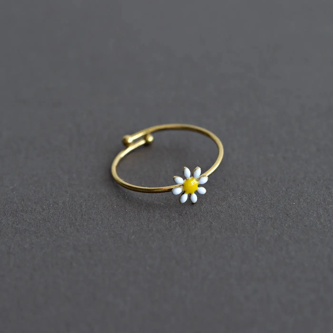 TIMI OF SWEDEN Doris Daisy ring guld justerbar