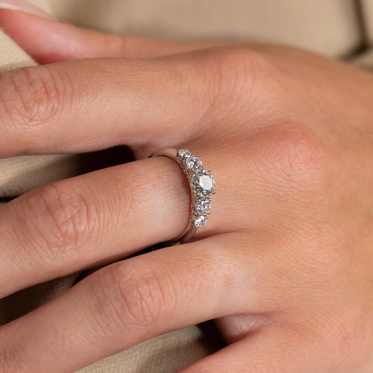Sisi Copenhagen Five-Stone Trellis ring 1,0 ct hvidguld