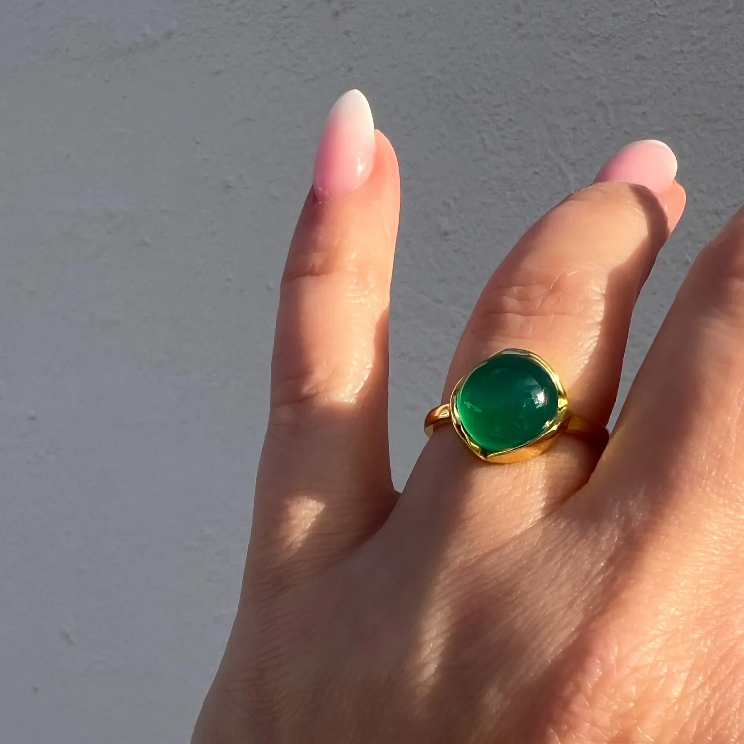 Bykjaergaard Glory ring forgyldt grøn onyx 52