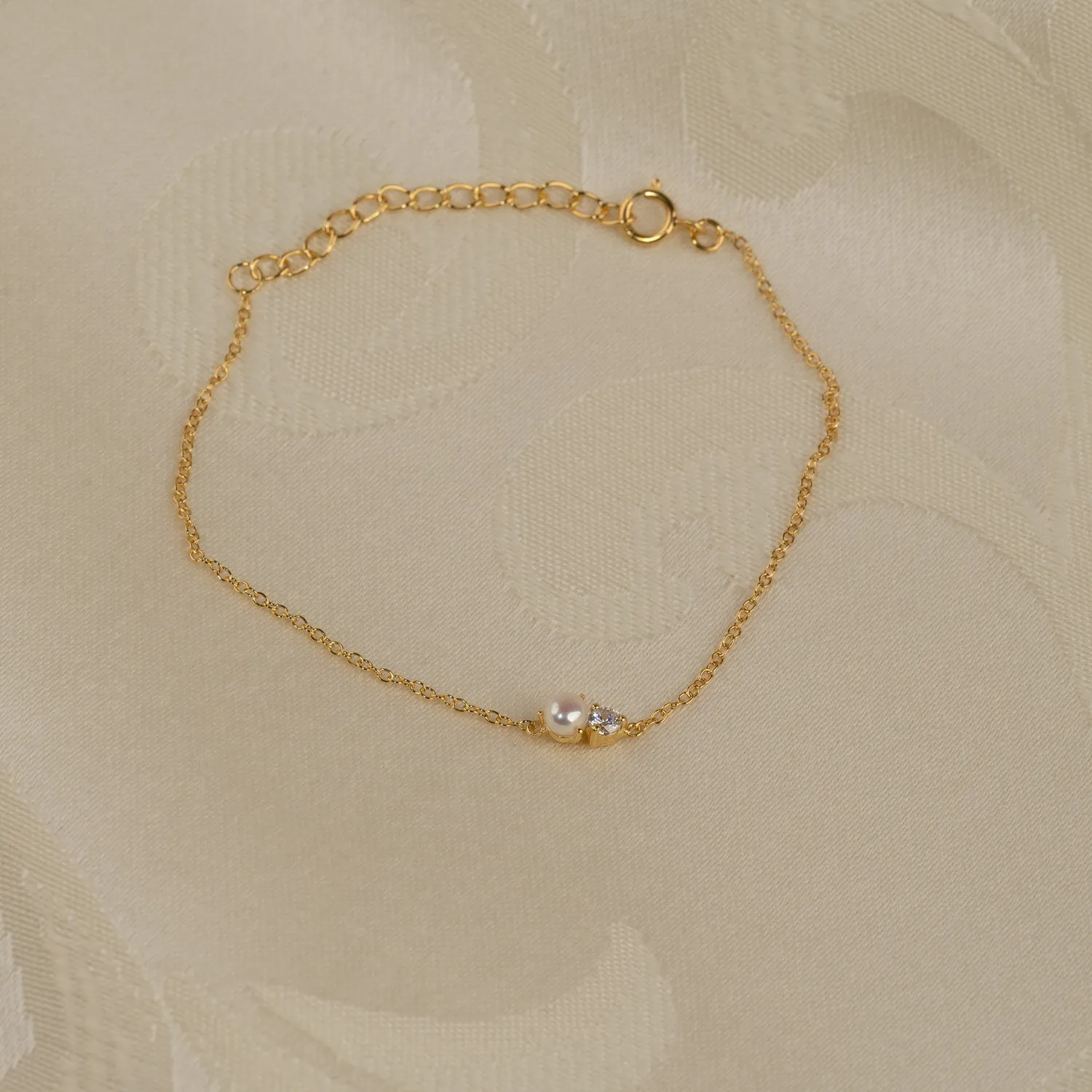 Sisi Copenhagen Hannah Pearl armbånd forgyldt perle