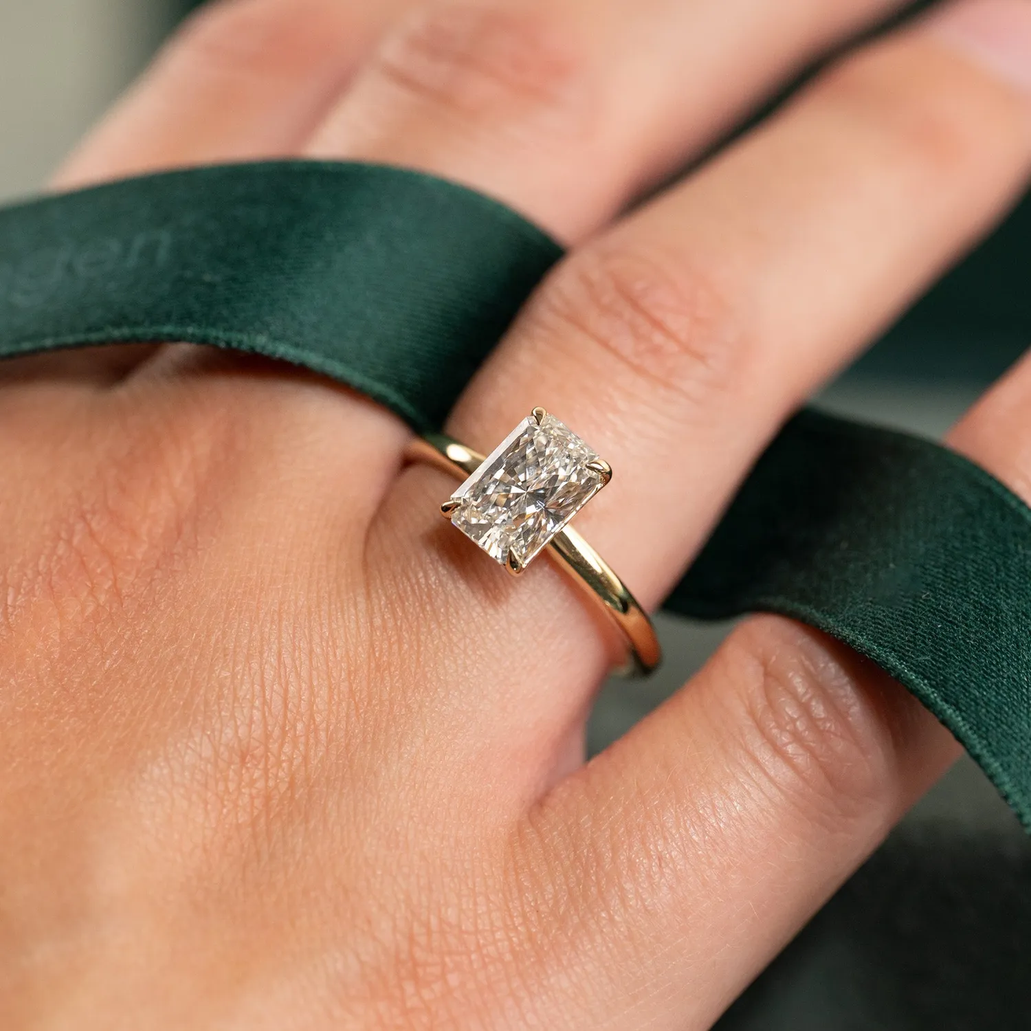 Sisi Copenhagen Solitaire Radiant ring guld 1,0 ct