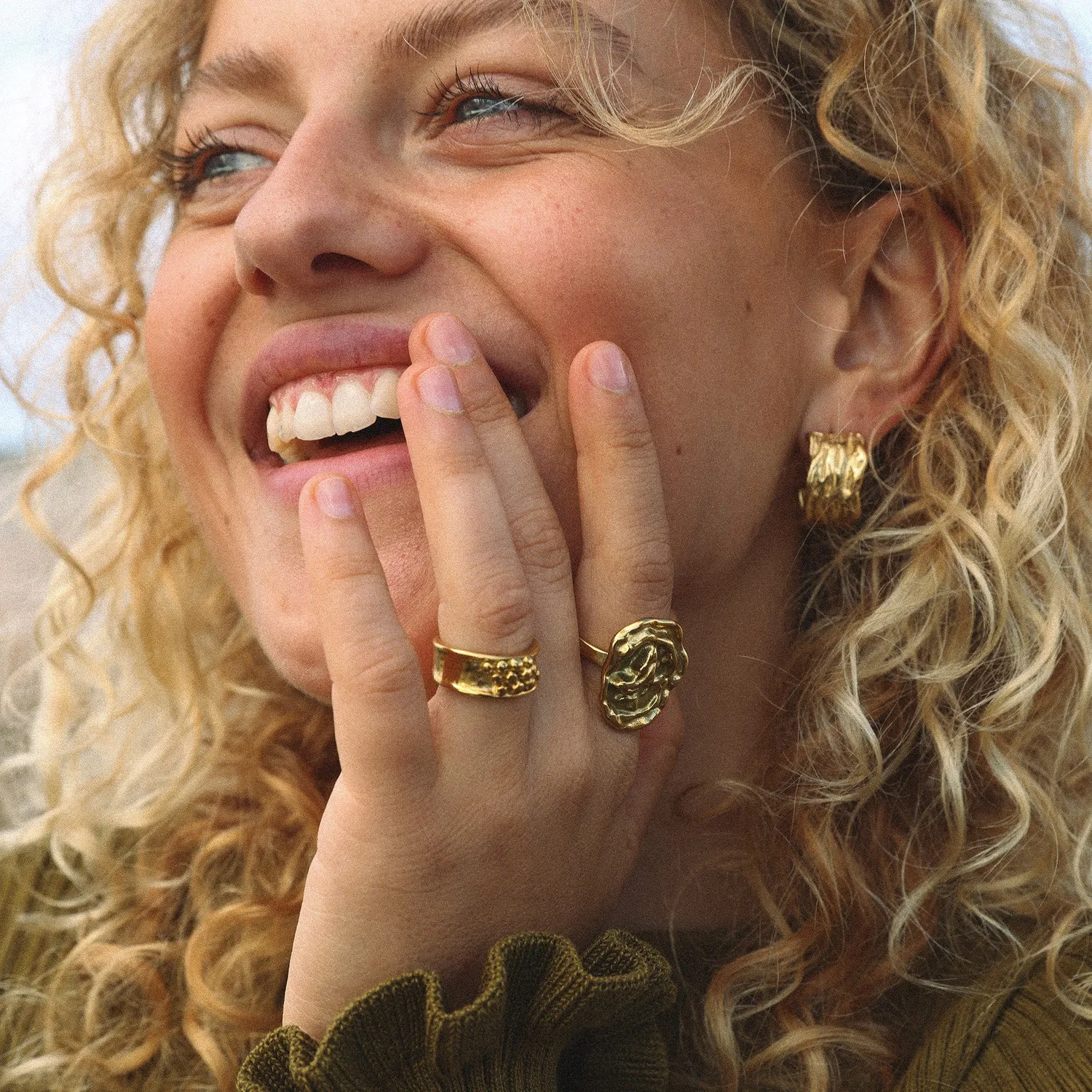 TIMI OF SWEDEN Tallulah ring forgyldt statement 24 mm