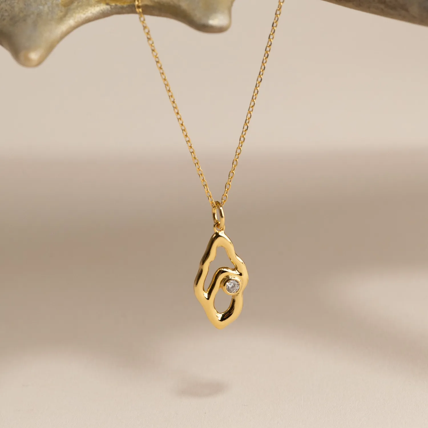Sisi Copenhagen Astra Crystal vedhæng forgyldt 25mm