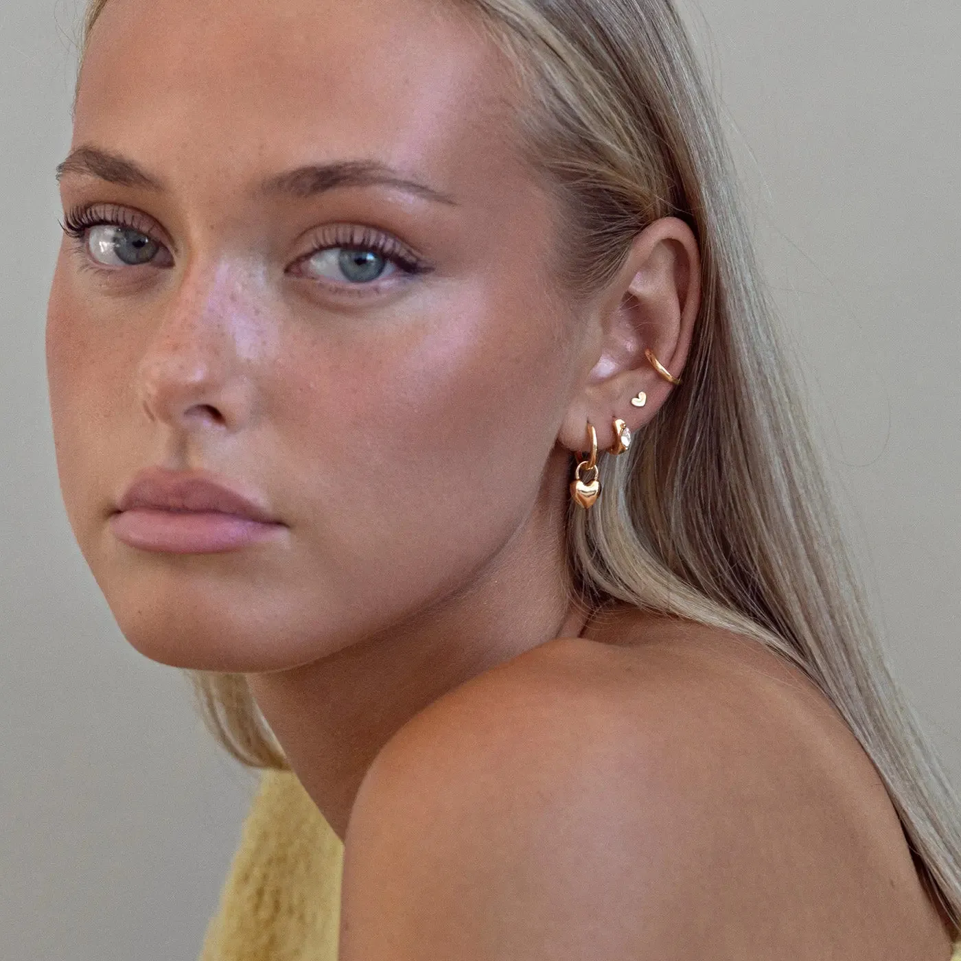 TIMI OF SWEDEN Petite Heart stud øreringe guld 5,2 mm