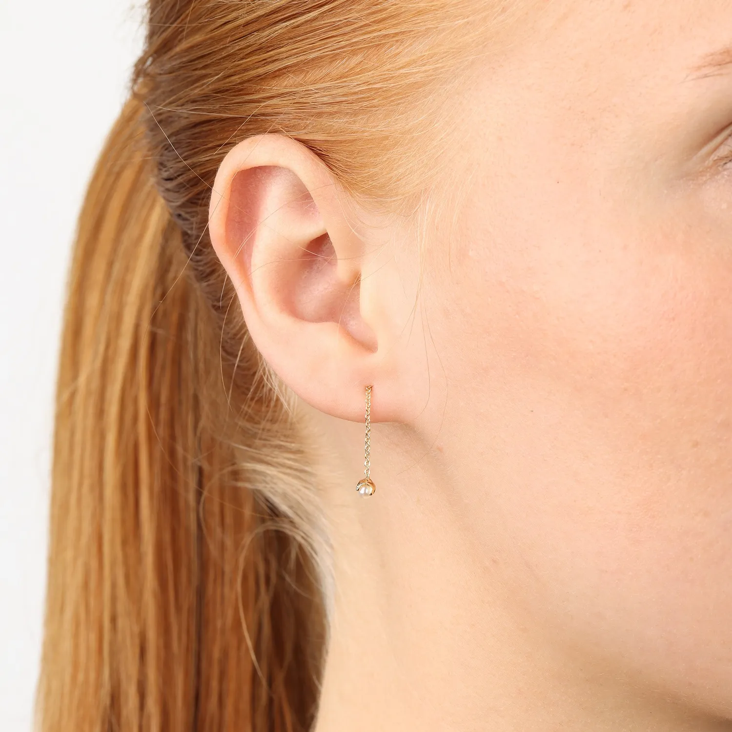 TIMI OF SWEDEN Jill perle kædeøreringe guld 30 mm