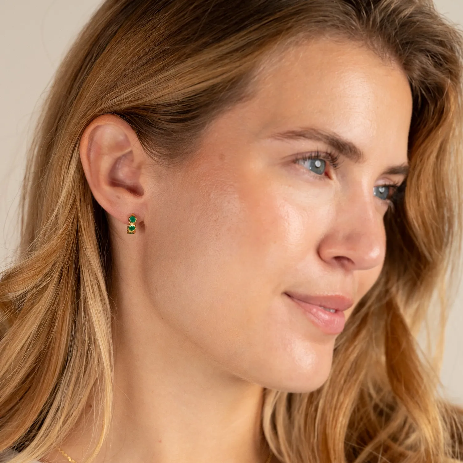 Sisi Copenhagen Selene Green Agate huggies forgyldt grøn