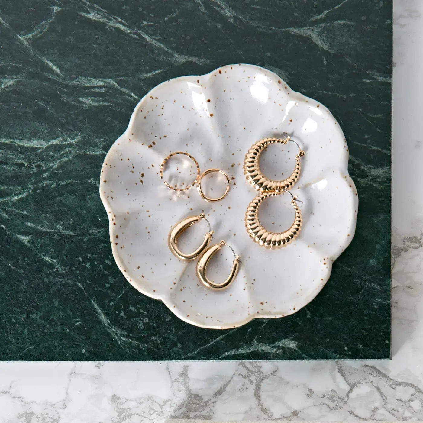 TIMI OF SWEDEN Curvy Hoop øreringe guld chunky