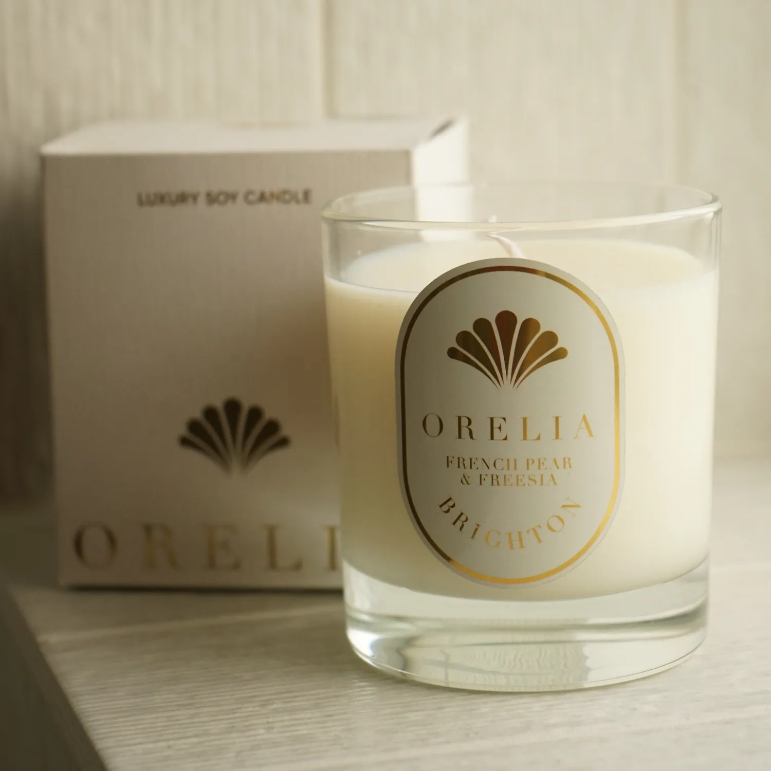 Orelia French Pear Freesia duftlys sojavoks