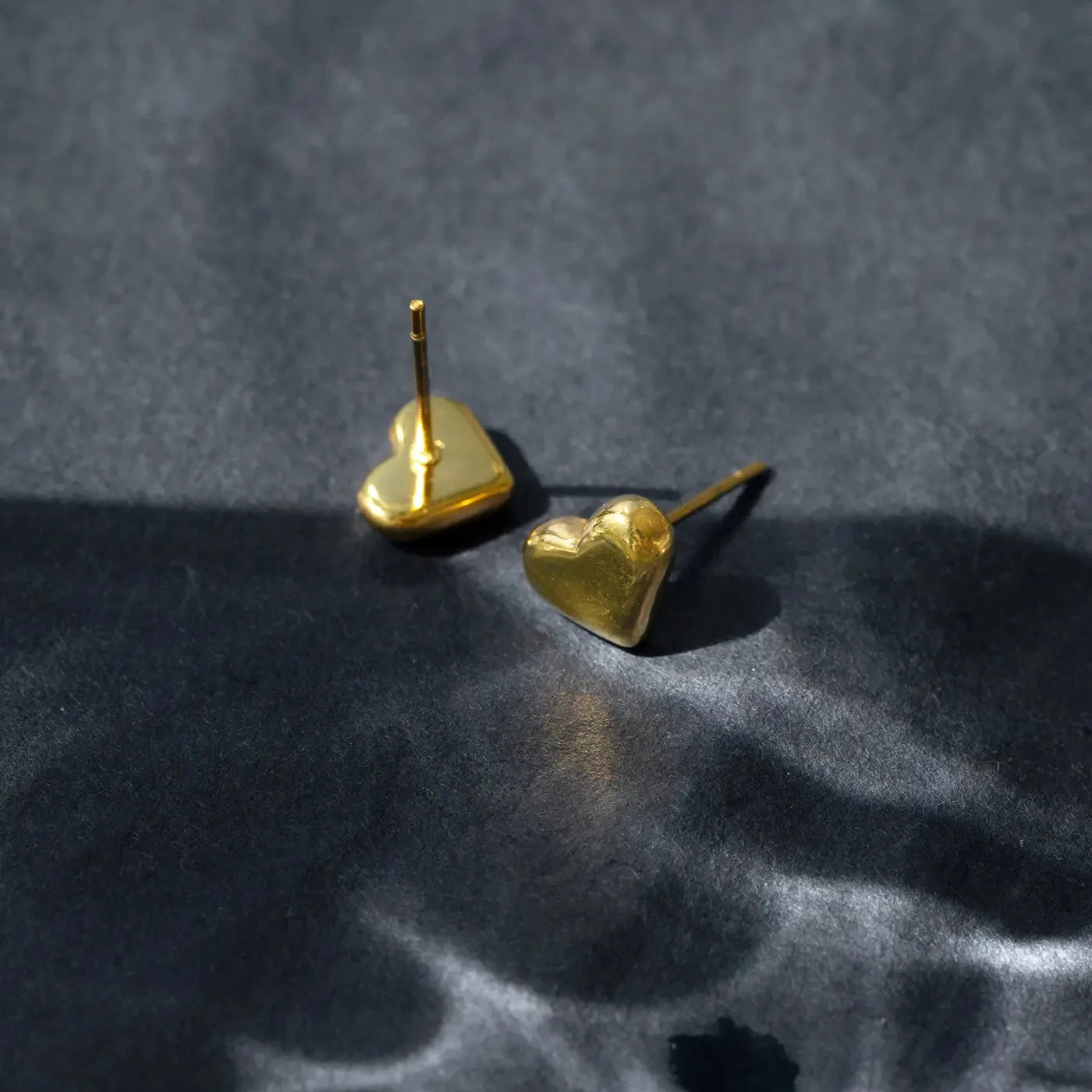 TIMI OF SWEDEN Sophia hjerte ørestikker guld 7 mm