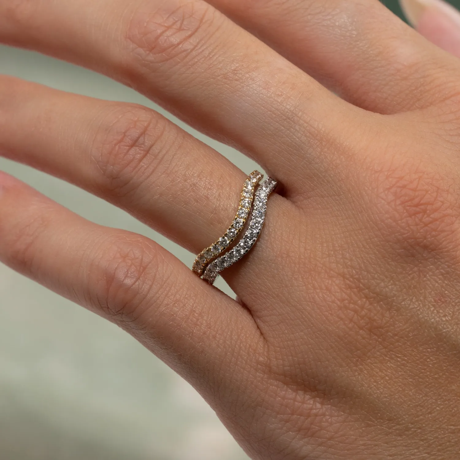 Sisi Copenhagen Wide Curve Stacking Alliance diamantring 0,30 ct guld
